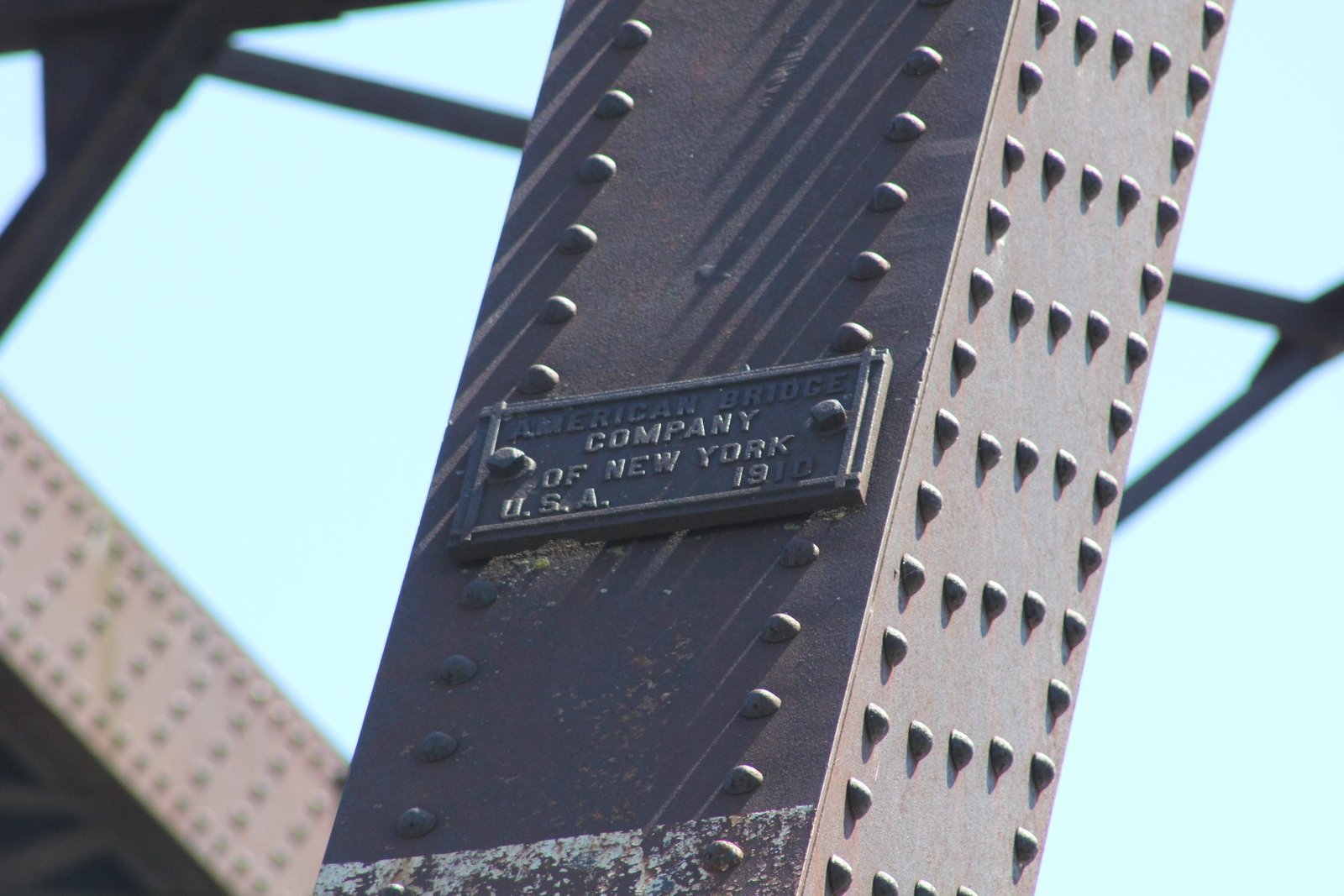 Plaque